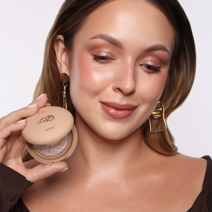 Многофункциональный хайлайтер LOVRO Wet Glow для глаз, лица и тела, 4,5 г