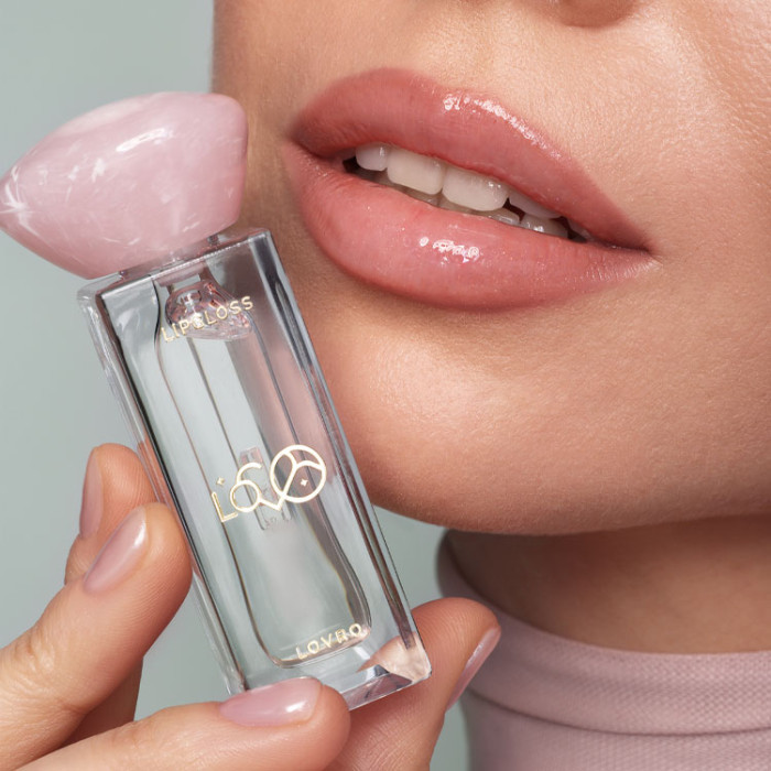 Блеск для губ LOVRO Bloomlight с эффектом визуального увеличения губ, 01 Pure Shine, 5,5 г