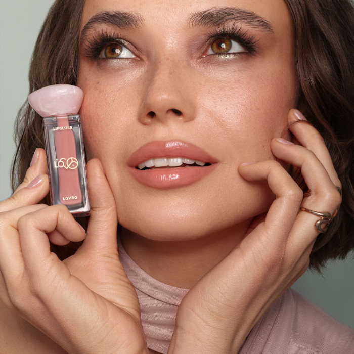 Блеск для губ LOVRO Bloomlight с эффектом визуального увеличения губ, 03 Pearl Whisper, 5,5 г