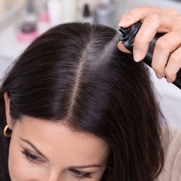 маскировка седины между окрашиваниями волос